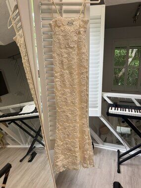 Pepper Mayo That Girl Maxi Dress Perfect for Events or Wedding